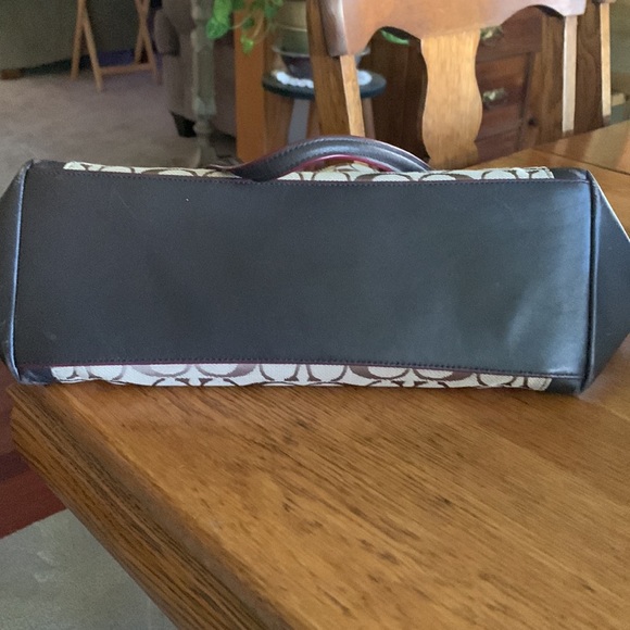 Coach Bag - Picture 3 of 3